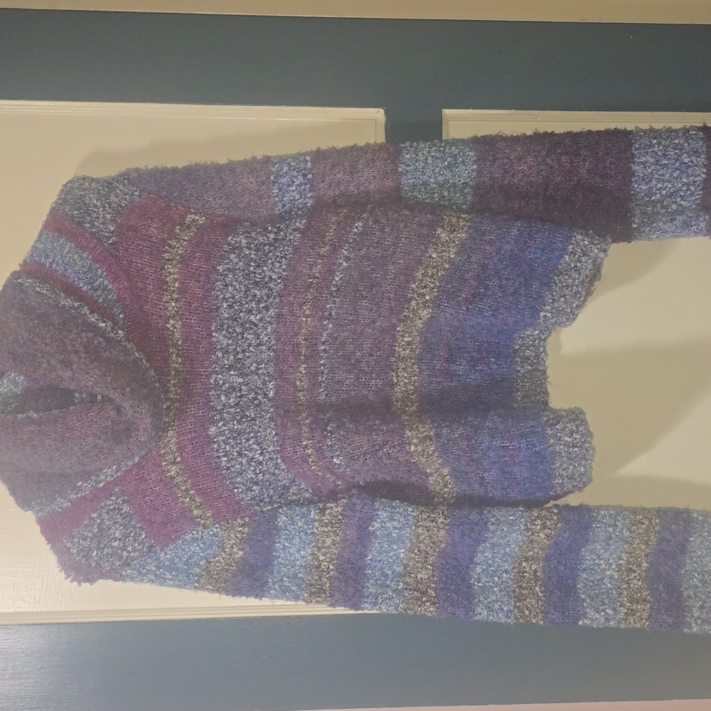 FREE PEOPLE SWEATER